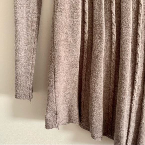 BRIAN BAILEY NWT Cable Knit Sweater Flowy Stretch Scoop Neck Waterfall Peplum - Picture 7 of 13